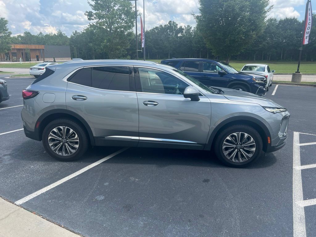 Used 2024 Buick Envision Preferred AWD/4WD image 5