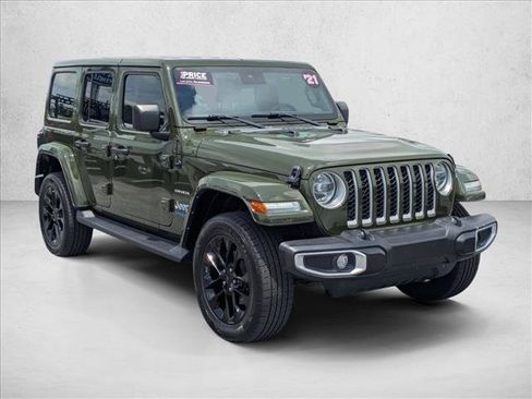 Used 2021 Jeep Wrangler Unlimited Sahara w/ Safety Group AWD/4WD image 3