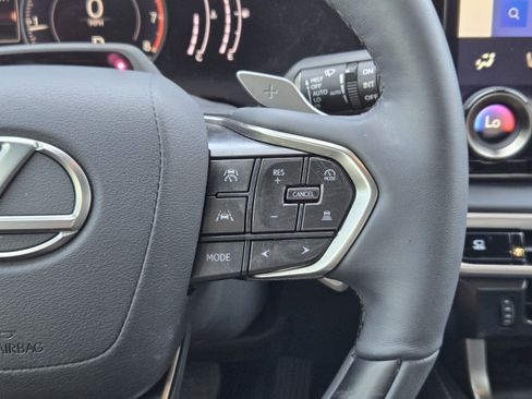 Used 2024 Lexus RX 350 Premium w/ Convenience Package FWD image 26