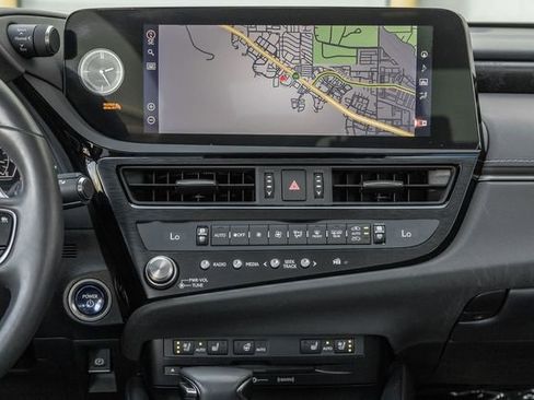 Used 2022 Lexus ES 300h w/ Premium Package image 7