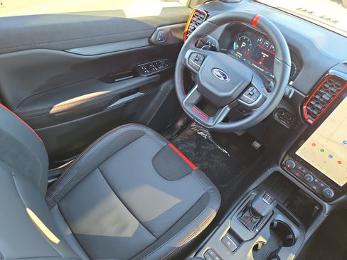 New 2025 Ford Ranger Raptor image 17