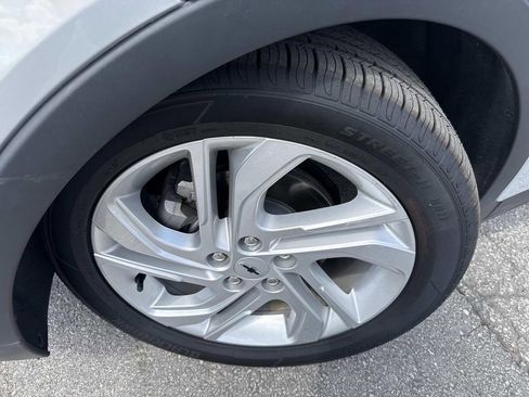 Used 2022 Chevrolet Bolt LT FWD image 10