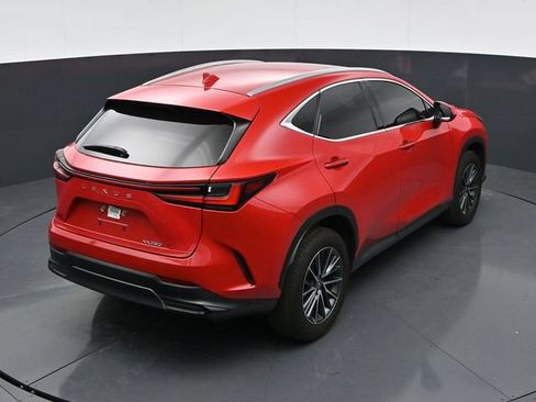 Used 2025 Lexus NX 250 FWD w/ Towing Package (2000 Lbs) image 29