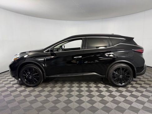 Used 2024 Nissan Murano SV w/ SV Midnight Edition Package image 8