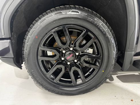 Used 2022 GMC Sierra 1500 Elevation AWD/4WD image 8