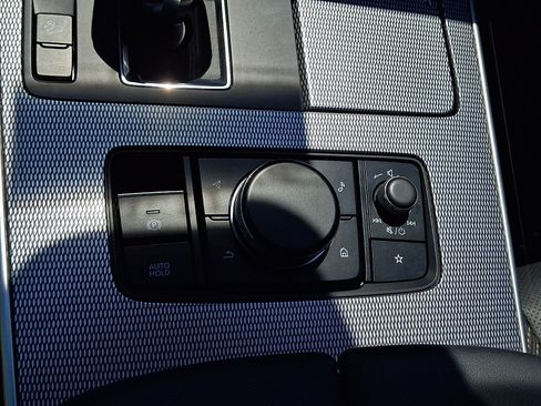 Used 2024 MAZDA CX-90 Plug-In Hybrid w/ Premium Pkg AWD/4WD image 30