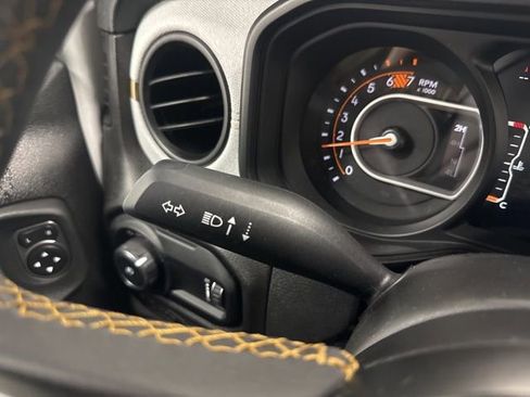 Used 2024 Jeep Wrangler Willys image 36