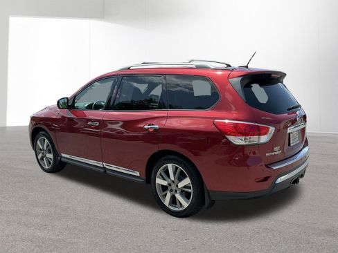 Used 2015 Nissan Pathfinder Platinum AWD/4WD image 5