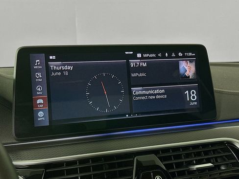 Used 2021 BMW M550i xDrive AWD/4WD image 21