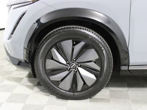 Used 2024 Nissan Ariya FWD image 33