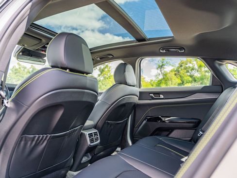 New 2026 Kia K5 GT FWD image 13