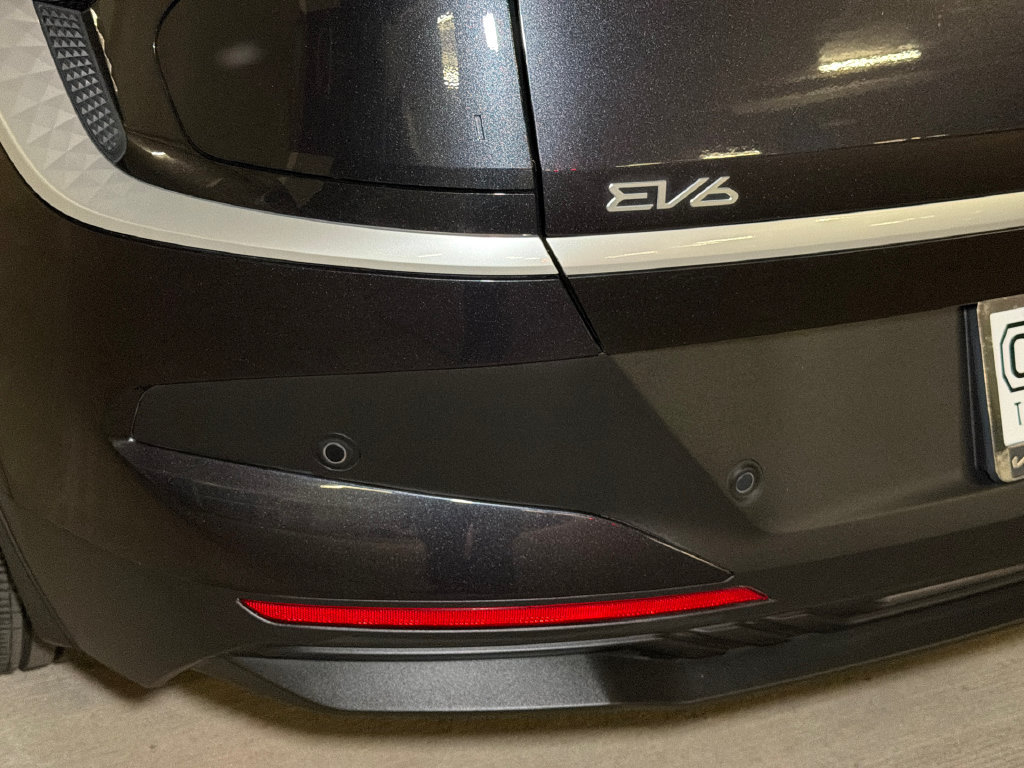 Certified 2025 Kia EV6 Light AWD/4WD image 6