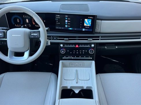 Certified 2026 Hyundai Santa Fe SEL image 17