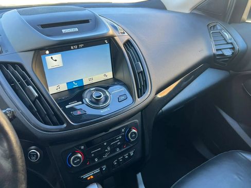 Used 2017 Ford Escape Titanium w/ Equipment Group 301A AWD/4WD image 23