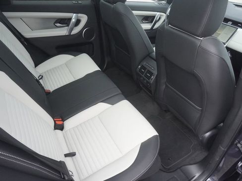 New 2026 Land Rover Discovery Sport Landmark image 26