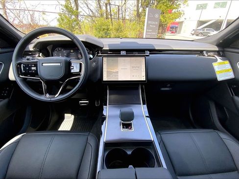 New 2026 Land Rover Range Rover Velar Dynamic SE AWD/4WD image 5