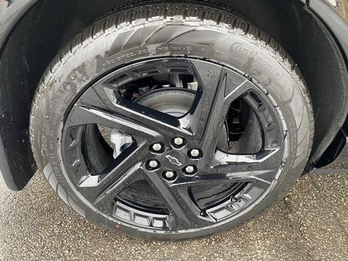 New 2025 Chevrolet Equinox EV RS image 30