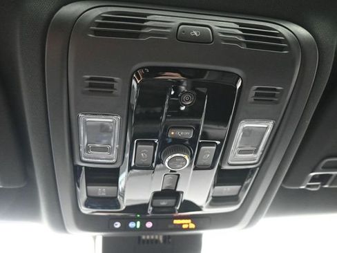 New 2026 Chevrolet Tahoe Premier image 21