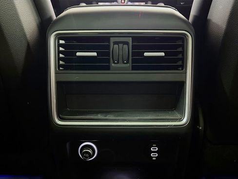 Used 2021 Porsche Cayenne S image 28