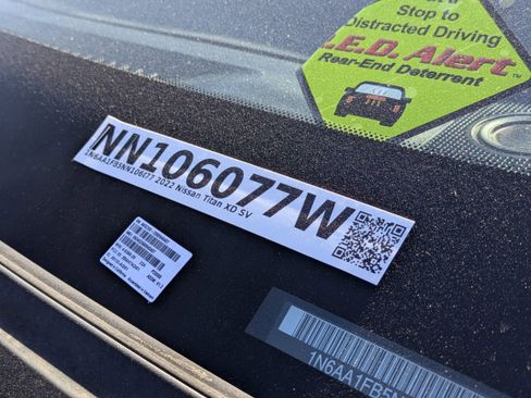 Used 2022 Nissan Titan SV w/ SV Convenience Package image 30