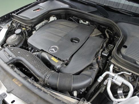 Used 2022 Mercedes-Benz GLC 300 image 43