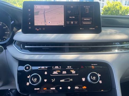Certified 2026 INFINITI QX60 Luxe w/ Cargo Package AWD/4WD image 12