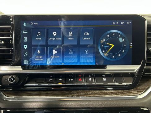 Used 2023 Chevrolet Silverado 1500 LT AWD/4WD image 17