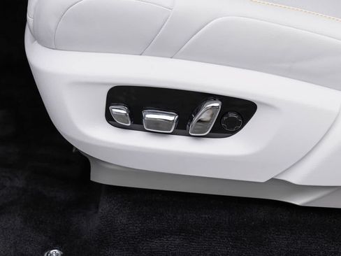 New 2027 Rolls-Royce Phantom Sedan RWD image 30