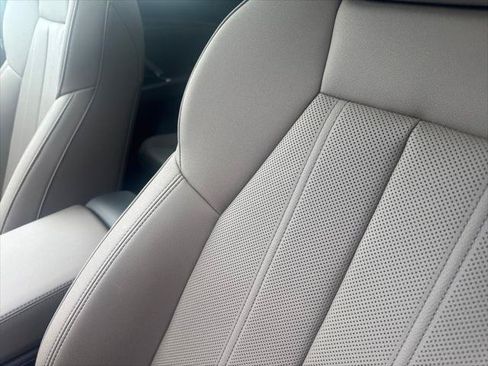 Certified 2025 Audi Q5 Premium Plus w/ Premium Plus AWD/4WD image 18