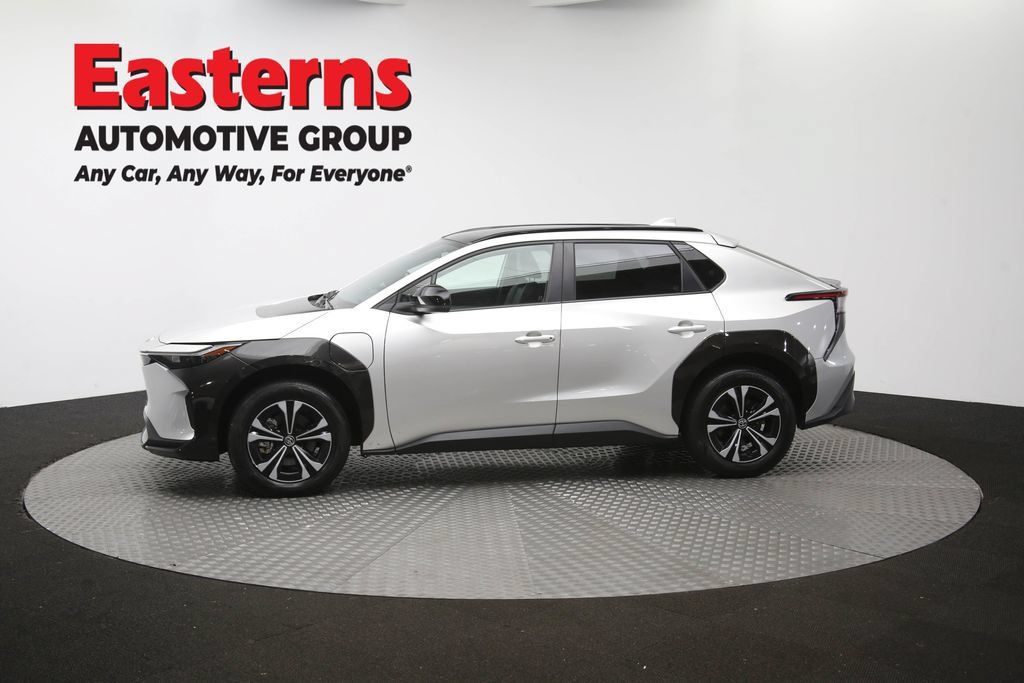 Used 2024 Toyota bZ4X FWD image 61