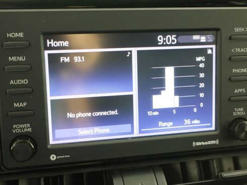 Used 2021 Toyota RAV4 LE FWD image 25