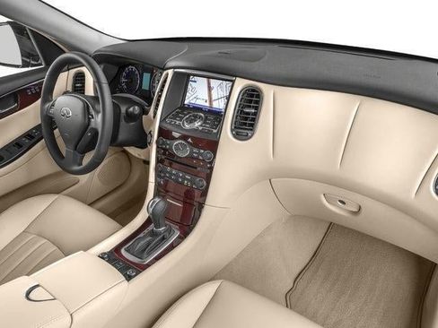 Used 2017 INFINITI QX50 2WD image 16