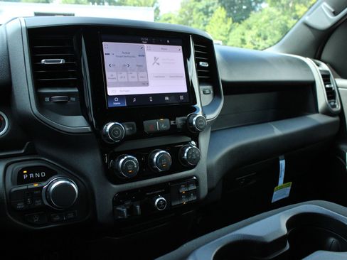 New 2026 RAM 1500 Warlock AWD/4WD image 39
