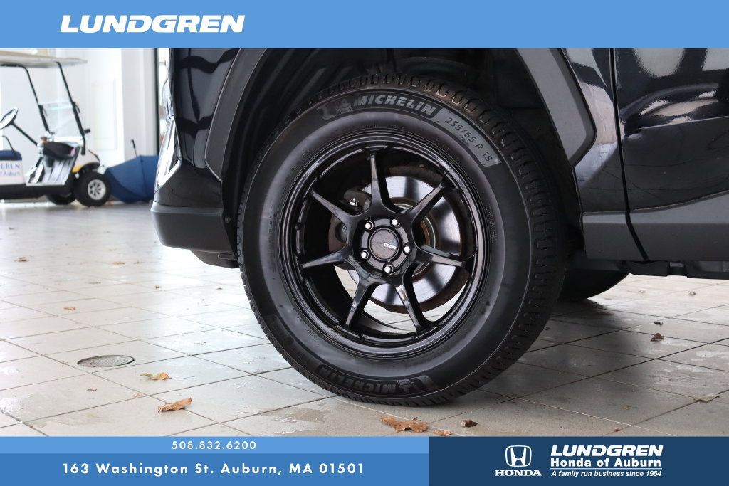 Used 2019 Toyota RAV4 XLE AWD/4WD image 28