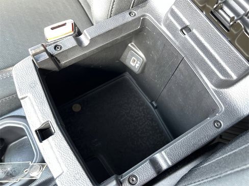 Certified 2021 Jeep Gladiator Sport image 31