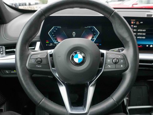 Certified 2025 BMW X1 xDrive28i image 17