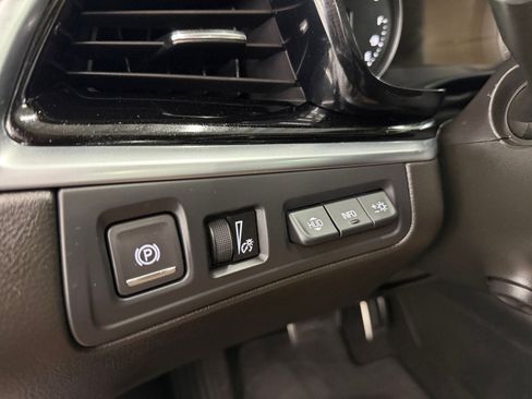 Used 2024 Cadillac XT6 Sport w/ LPO, ONYX Package AWD/4WD image 26