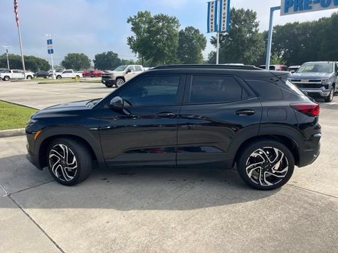 Used 2024 Chevrolet TrailBlazer RS w/ Convenience Package FWD image 3
