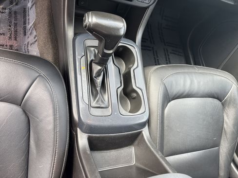 Used 2018 Chevrolet Colorado Z71 AWD/4WD image 24