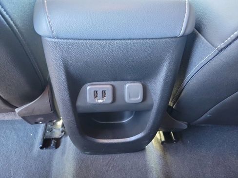 Used 2019 Chevrolet Colorado Z71 image 15