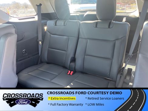 New 2026 Ford Explorer Active w/ Active Comfort Package AWD/4WD image 19