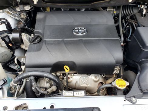 Used 2015 Toyota Sienna XLE FWD image 52