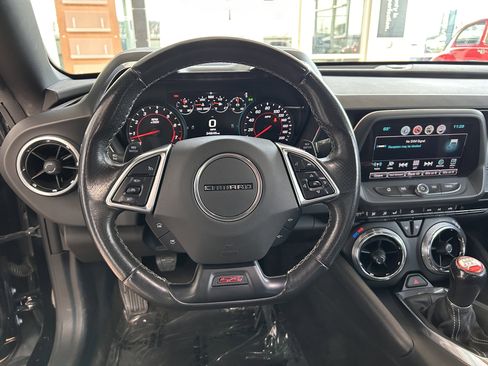 Used 2018 Chevrolet Camaro SS image 11