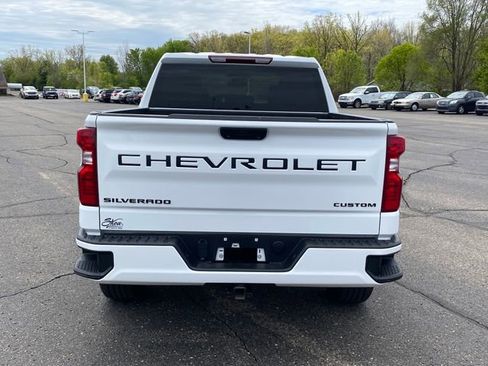 Certified 2024 Chevrolet Silverado 1500 Custom w/ Turbomax Blackout Package AWD/4WD image 4