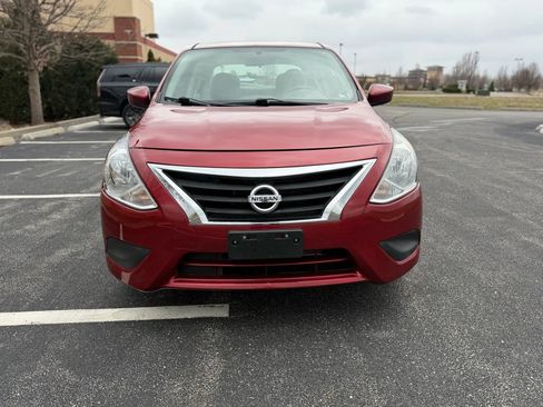 Used 2016 Nissan Versa SV image 8