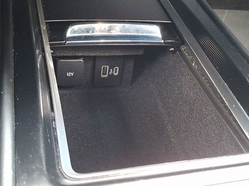 Used 2022 Lincoln Corsair AWD w/ Premium Package image 25