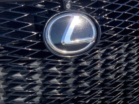 Used 2023 Lexus IS 350 F Sport image 28