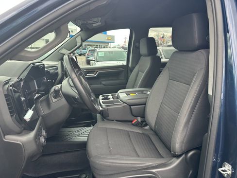 Used 2022 Chevrolet Silverado 1500 RST AWD/4WD image 16