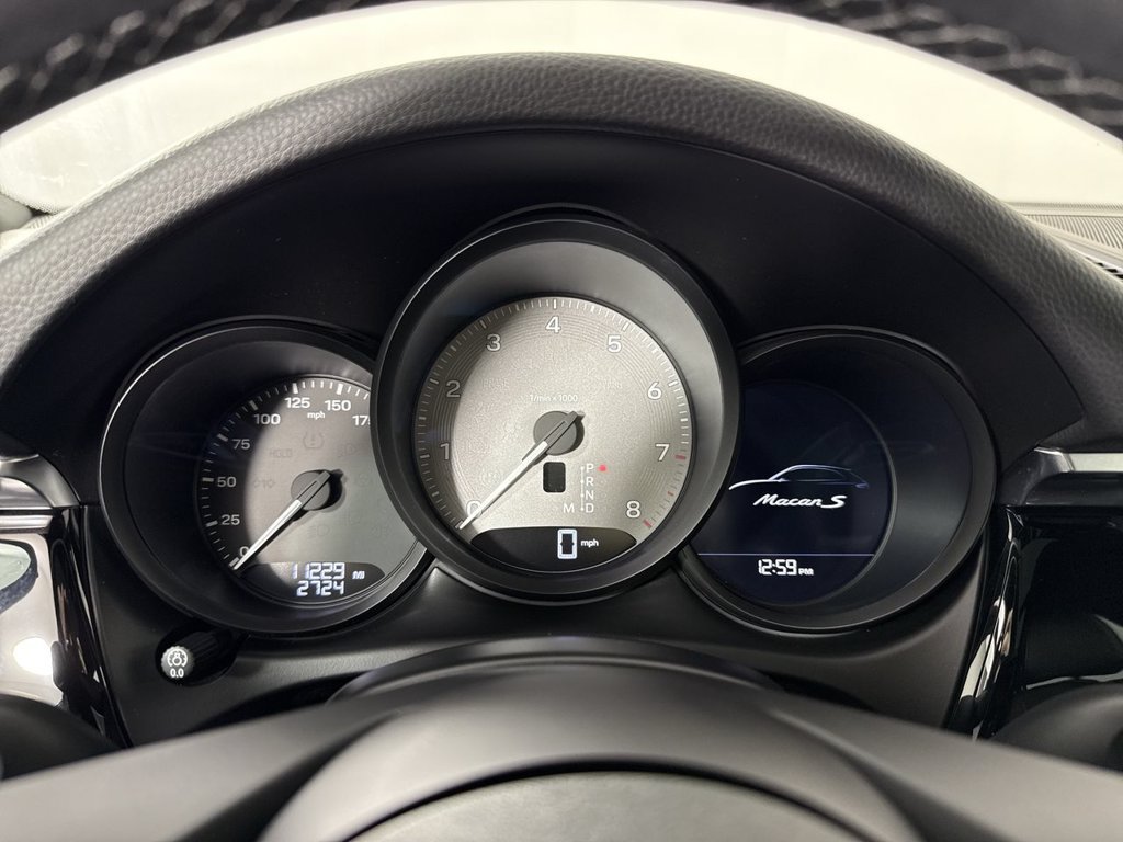 Certified 2024 Porsche Macan S AWD/4WD image 37