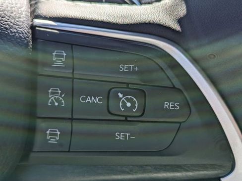 New 2025 Jeep Grand Cherokee L Limited w/ Luxury Tech Group II AWD/4WD image 23